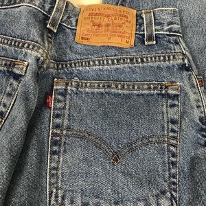 Vintage Levi’s 550 tapered high waisted mom jeans